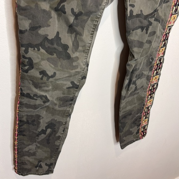 DRIFTWOOD x Sundance‎ camo embroidered Jackie pants boho 29 - Picture 4 of 11